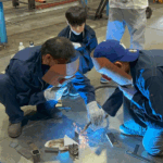 地域の子どもたちを対象に「子ども鉄工」を開催しました